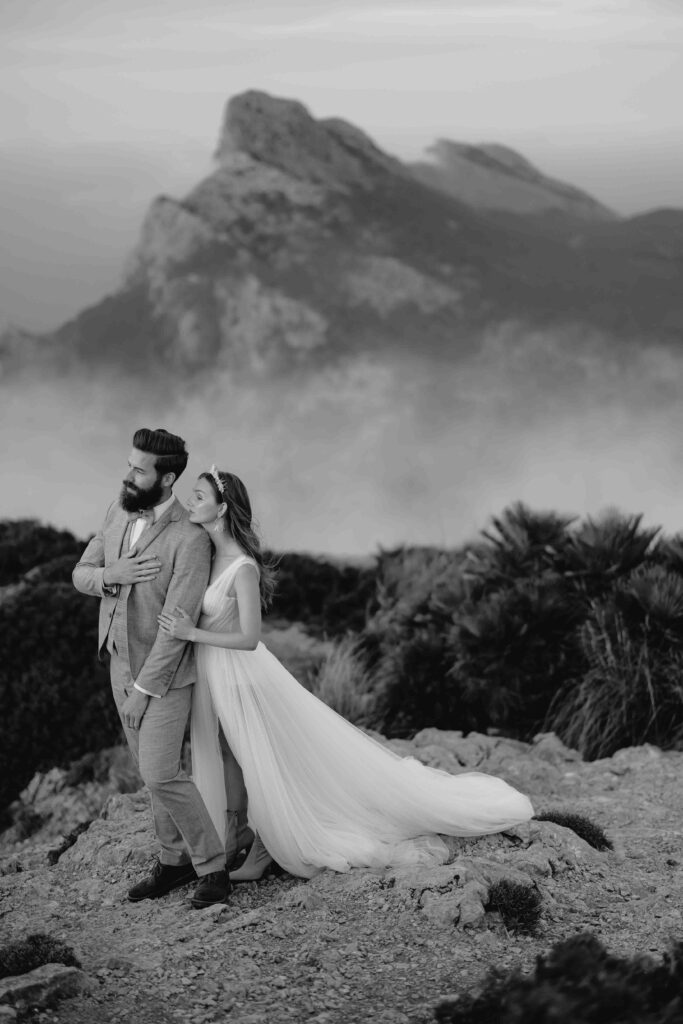 adventurous elopement in northern mallorca