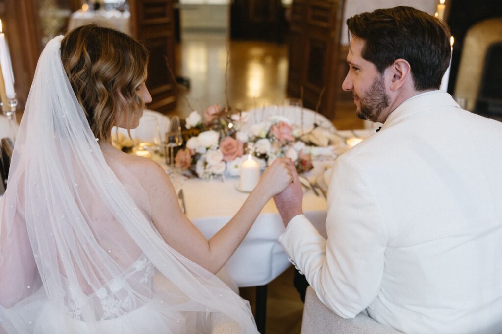 barcelona castle wedding couple tying the knot